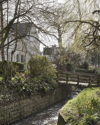 living in rhiwbina